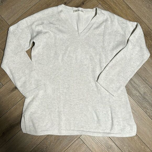 Caroline Grace Star Sweater - Picture 1 of 8